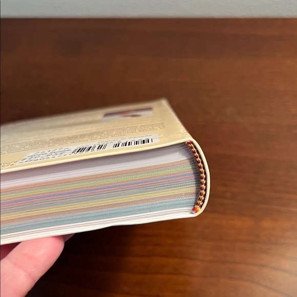 Field Guide to Birds - White Cover - Picture 5 of 8